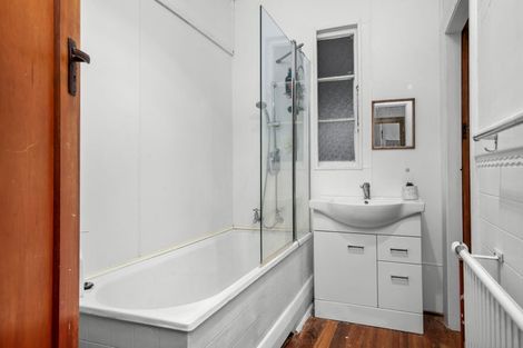 Photo of property in 138 Scotland Street, Roxburgh, 9500