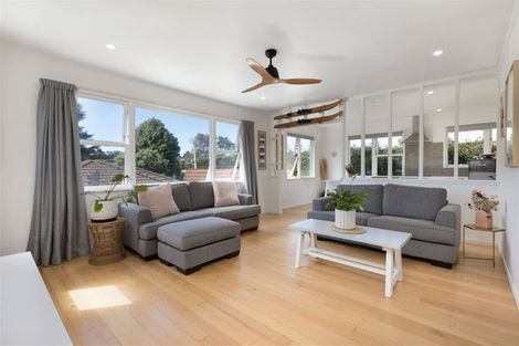 Photo of property in 4b Lynwood Place, Brookfield, Tauranga, 3110