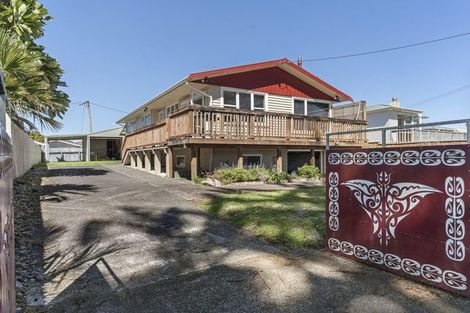 Photo of property in 21 Battiscombe Terrace, Waitara, 4320