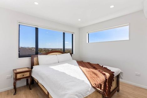 Photo of property in 40c Leo Street, Glen Eden, Auckland, 0602