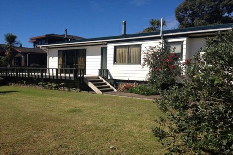 Photo of property in 31b Avonleigh Road, Green Bay, Auckland, 0604