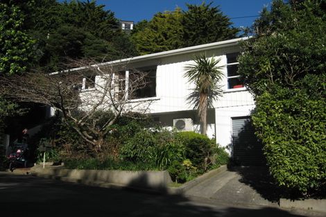 Photo of property in 12 Chaucer Way, Karori, Wellington, 6012