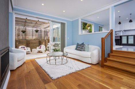 Photo of property in 34a Richards Avenue, Forrest Hill, Auckland, 0620