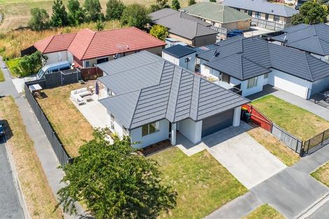 Photo of property in 24 Farnborough Street, Aranui, Christchurch, 8061