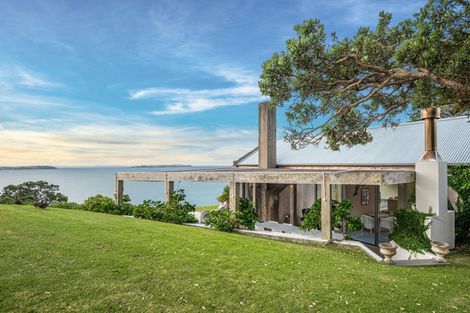 Photo of property in 155 Nick Johnstone Drive, Waiheke Island, 1971