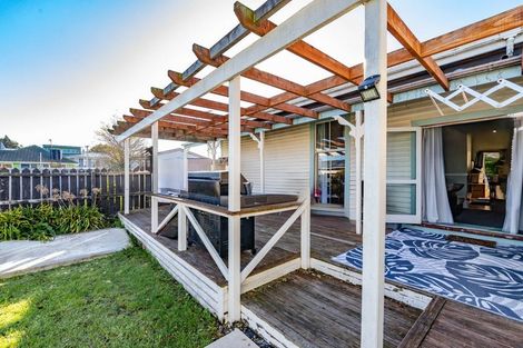 Photo of property in 53 Railway Road, Rangiora, 7400