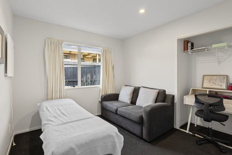 Photo of property in 7 Castleview Lane, Heathcote Valley, Christchurch, 8022