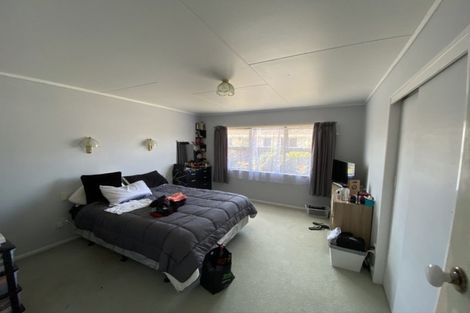 Photo of property in 16 Matai Place, Hawera, 4610