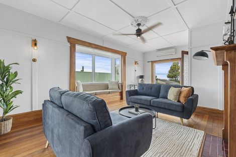 Photo of property in 50 Bayly Road, Blagdon, New Plymouth, 4310