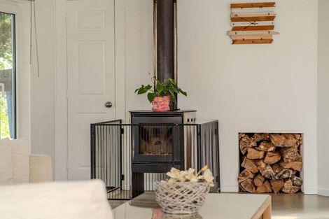 Photo of property in 121c Waimate North Road, Kerikeri, 0293