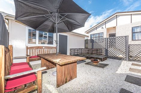 Photo of property in 13 Karaka Street, Castlecliff, Whanganui, 4501