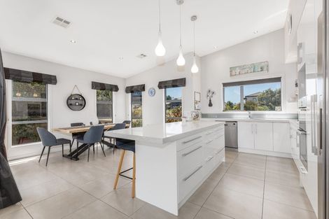 Photo of property in 28 Nelson Avenue, Aotea, Porirua, 5024