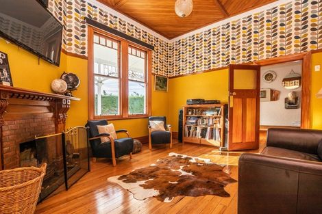 Photo of property in 1 Mary Street, Winton, 9720