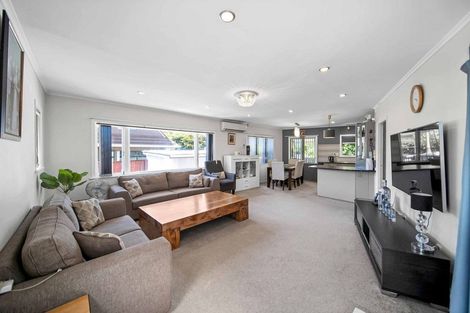 Photo of property in 1/48 Willis Road, Papakura, 2110