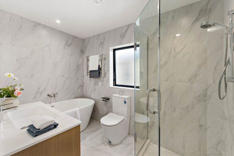 Photo of property in 12 Kapeta Lane, Karaka, 2113