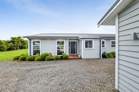 Photo of property in 1253 Upland Road, Egmont Village, Inglewood, 4386