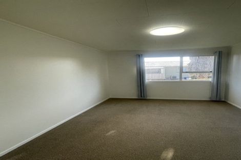 Photo of property in 42 Claverdon Drive, Massey, Auckland, 0614