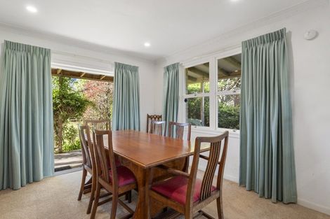 Photo of property in 5 Churchill Road, Murrays Bay, Auckland, 0630