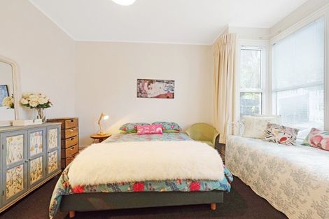 Photo of property in 28 Stanley Street, Berhampore, Wellington, 6023