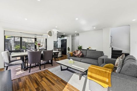 Photo of property in 17d Kerrydale Road, Manurewa, Auckland, 2102