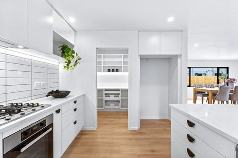 Photo of property in 52a Glamorgan Drive, Torbay, Auckland, 0630