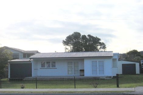 Photo of property in 60 Manaia Road, Tairua, 3508