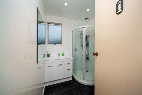 Photo of property in 26 Ngatai Street, Manaia, 4612