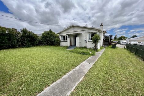Photo of property in 1/84 Lynwood Road, New Lynn, Auckland, 0600