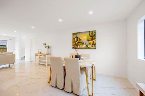 Photo of property in 6d Buisson Glade, West Harbour, Auckland, 0618