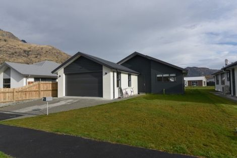 Photo of property in 31 Peterley Road, Lower Shotover, Queenstown, 9304