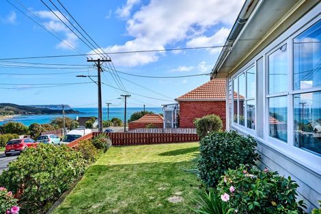 Photo of property in 10 Walker Avenue, Paremata, Porirua, 5026