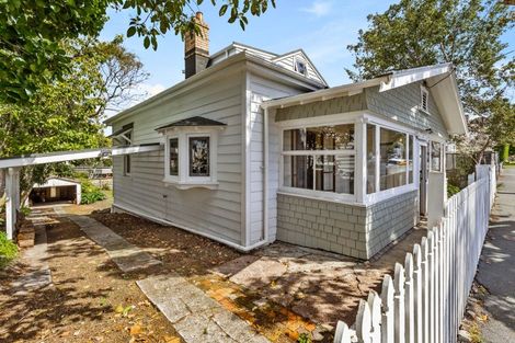 Photo of property in 6 Domain Street, Devonport, Auckland, 0624