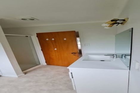 Photo of property in 6 Wingfield Place, Churton Park, Wellington, 6037