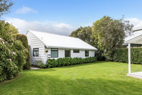 Photo of property in 28 Candu Lane, Kinloch, Taupo, 3377