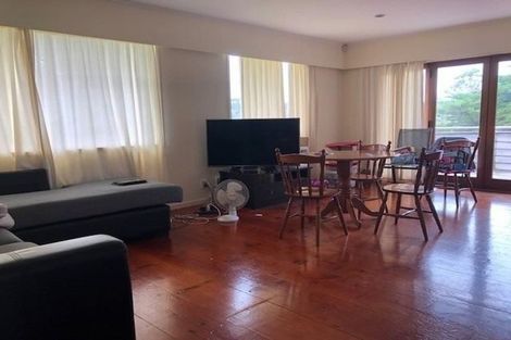 Photo of property in 18 Vienna Place, Birkenhead, Auckland, 0626