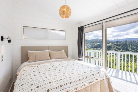 Photo of property in 6 Ridge Road, Tairua, 3508