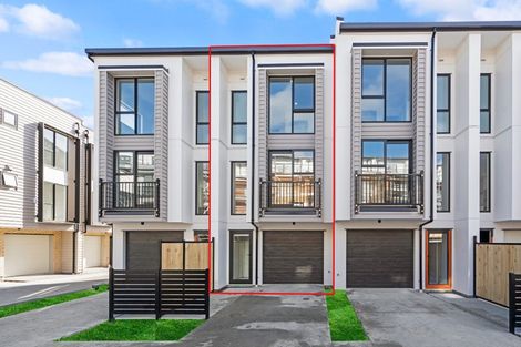 Photo of property in 31 Falcon Crescent, Hobsonville, Auckland, 0618