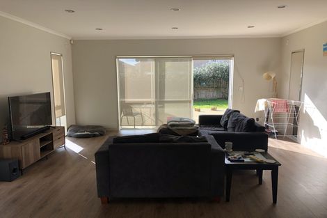 Photo of property in 10 Kildare Road, Flat Bush, Auckland, 2019