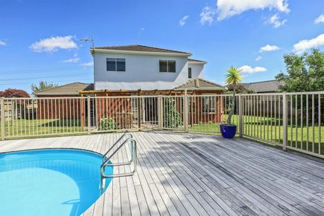 Photo of property in 28 Arataki Road, Havelock North, 4130