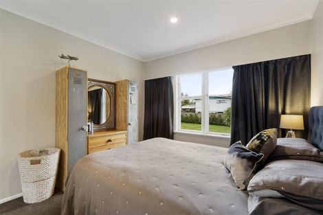 Photo of property in 29 Mcintyre Road, Mangere Bridge, Auckland, 2022