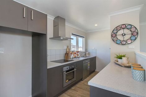 Photo of property in 11 Crispe Road, Clarks Beach, 2122