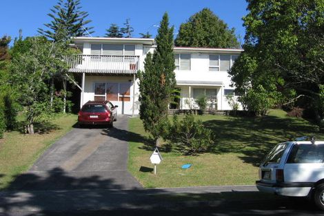 Photo of property in 19 Squirrel Lane, Browns Bay, Auckland, 0630