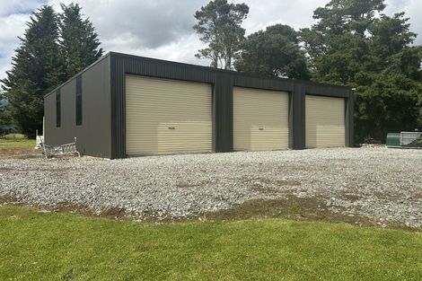 Photo of property in 22 Petersen Road, Harihari, 7884