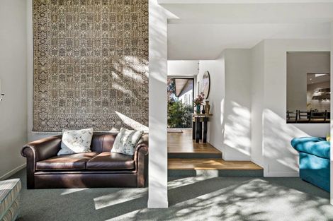 Photo of property in 100 Campbell Road, One Tree Hill, Auckland, 1061