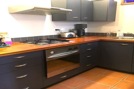 Photo of property in 37 Lawrence Street, Newtown, Wellington, 6021