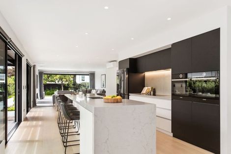 Photo of property in 14 Queens Avenue, Merivale, Christchurch, 8014