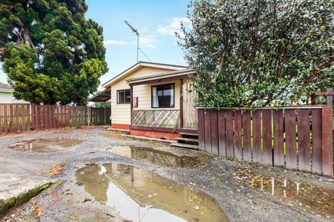 Photo of property in 18a Douglas Crescent, Fairfield, Hamilton, 3214