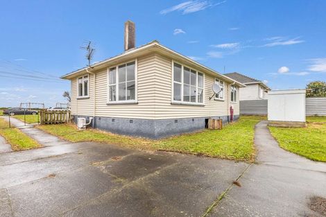 Photo of property in 12 Mcguire Street, Hawera, 4610