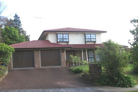 Photo of property in 34 Ravenstone Place, Chatswood, Auckland, 0626