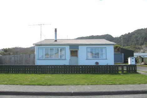 Photo of property in 31 Fox Street, Cobden, Greymouth, 7802